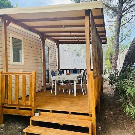 Mobil Home 8 Personnes Camping L'Elysee Vagues Oceanes Le Grau-du-Roi Exterior foto
